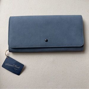 NWT Universal Thread Powder Blue Trifold Wallet